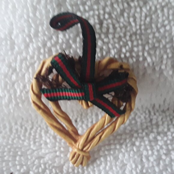 Hallmark Miniature Ornament- Country Heart, 1990, no box - Picture 1 of 2